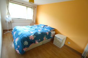 Bedroom- click for photo gallery